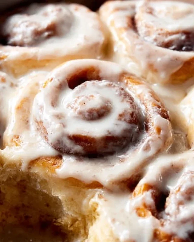 BEST Homemade Cinnamon Rolls